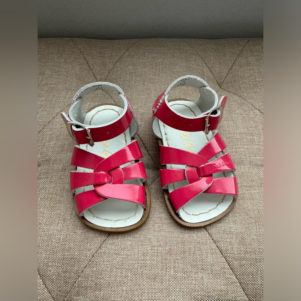 Baby Salt Water Original Shiny Fuchsia Sandals